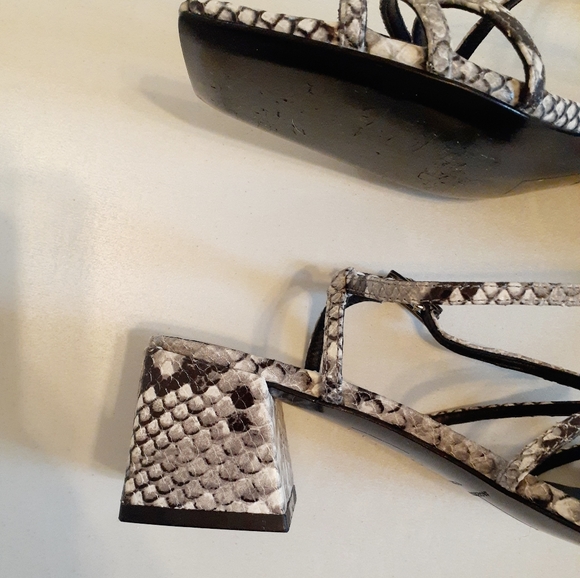 Sigerson Morrison leather snake print square toe block heel sandals - Picture 5 of 10